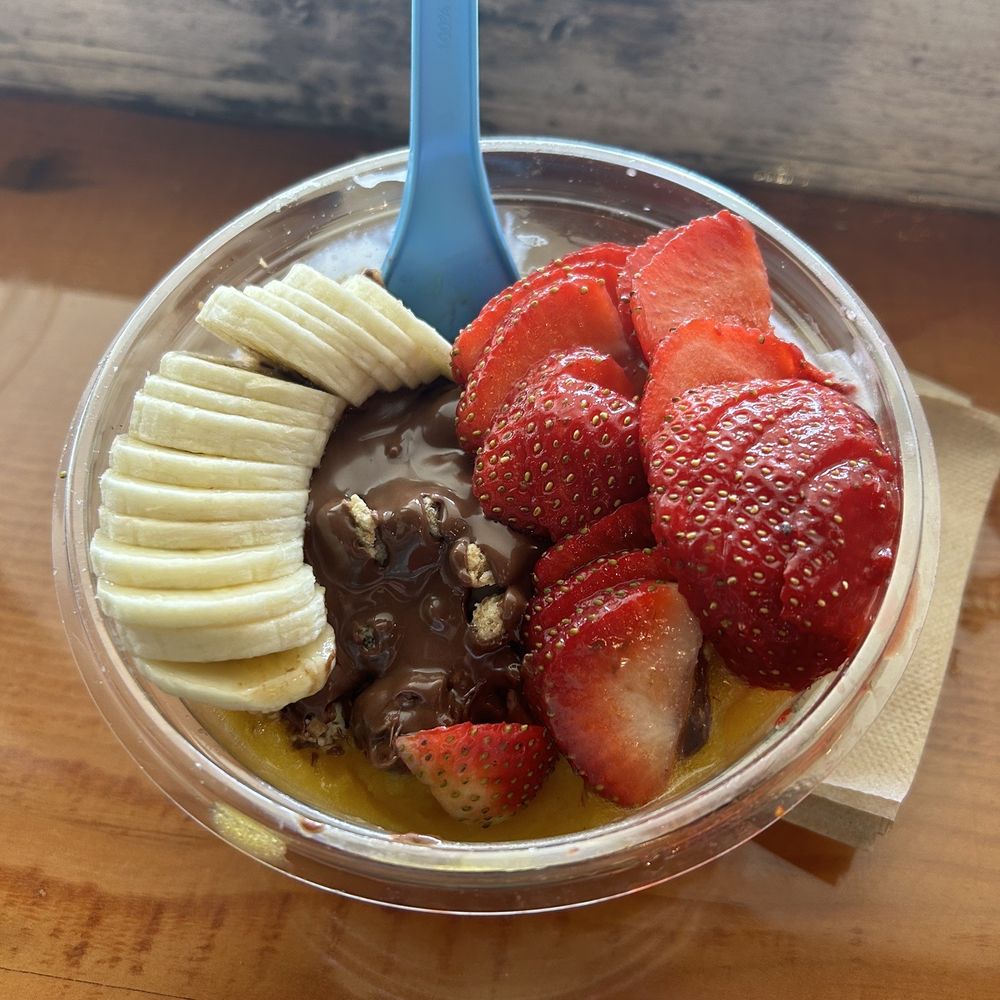 Playa Bowls - Mango bowl - Juice Bars & Smoothies Near Me - Davie, Florida Playa Bowls - Mango bowl - Juice Bars & Smoothies Near Me - Davie, Florida