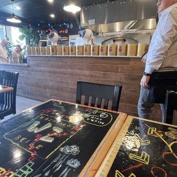 Wowee Zowee - Inside - Pizza Near Me - Tustin, California