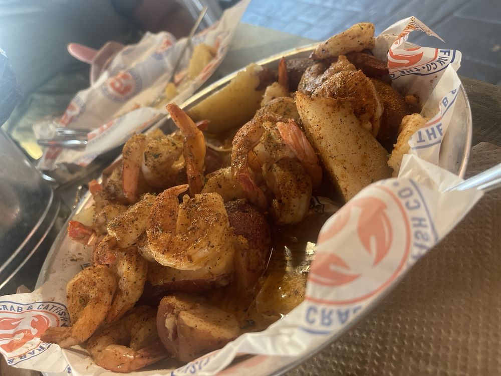 BAYOU JAQ’S SEAFOOD SHACK Updated August 2024 2000 S Broadway