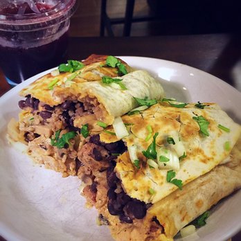 Gorditos Healthy Mexican - Creamy Chipotle Burrito & the Jamaica @Gordito's (Greenwood) - Mexican Near Me - Seattle, Washington