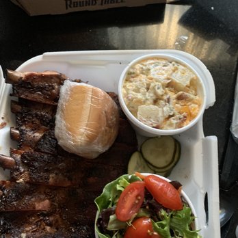 Smokehouse 41 - Pork bbq, bread side salad - Barbeque Near Me - Oakhurst, California Smokehouse 41 - Pork bbq, bread side salad - Barbeque Near Me - Oakhurst, California