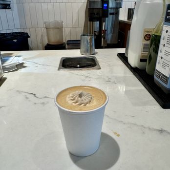 Fox in the Snow Cafe - Salted honey cappuccino - Coffee & Tea Near Me - New Albany, Ohio