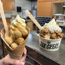 Tofino Licks - Waffle cone with mini donuts and cup with pumpkin pie!