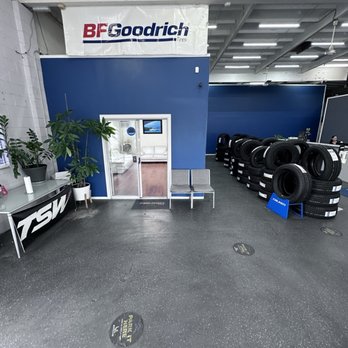 Econo Tire - Customer lounge - Tires Near Me - Stanton, California Econo Tire - Customer lounge - Tires Near Me - Stanton, California