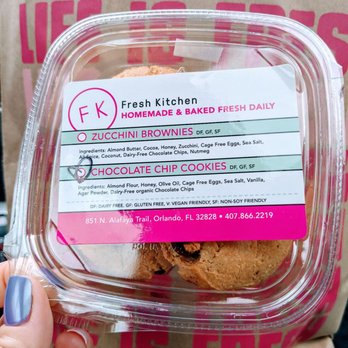 Fresh Kitchen - Chocolate chip cookies - New American Near Me - Orlando, Florida