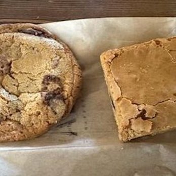 ALTA Bakery & Cafe - Chocolate chip cookie and Blondie - Cafes Near Me - Monterey, California ALTA Bakery & Cafe - Chocolate chip cookie and Blondie - Cafes Near Me - Monterey, California