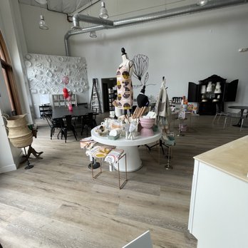 Sugar Blossom Bake Shop - Event area - Coffee & Tea Near Me - San Clemente, California Sugar Blossom Bake Shop - Event area - Coffee & Tea Near Me - San Clemente, California