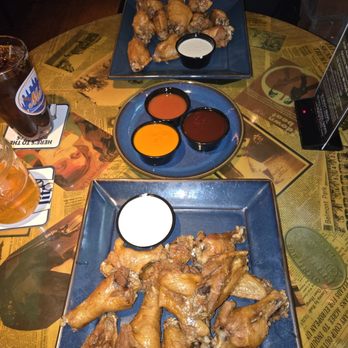 Blackbird's Bar & Restaurant - 3. Wings - Pubs Near Me - Astoria, New York