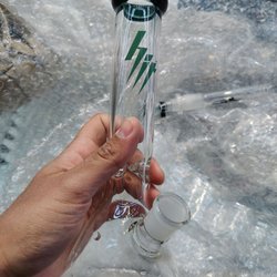 Roxy Vape Shop - hit® bong