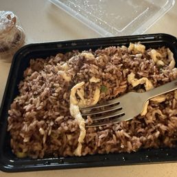 It's supposed to be chicken fried rice. So so gross.