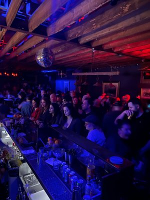 Bar Nancy by null