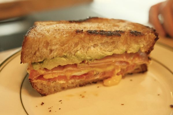 Hunnybee Bruncheonette by null