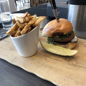 Park Street Kitchen & Bar - Amazing burger - American Near Me - Des Moines, Iowa Park Street Kitchen & Bar - Amazing burger - American Near Me - Des Moines, Iowa