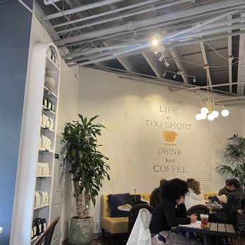 Republik Coffee Burbank - Cafes Near Me - Burbank, California Republik Coffee Burbank - Cafes Near Me - Burbank, California