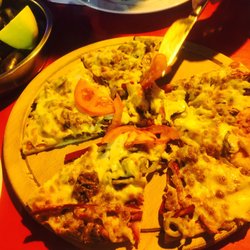 Midyeli - Seafood pizza