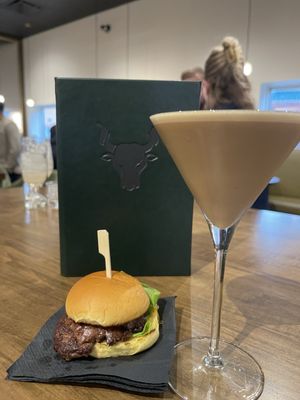 Bo.Vine Burgers & Bar by null