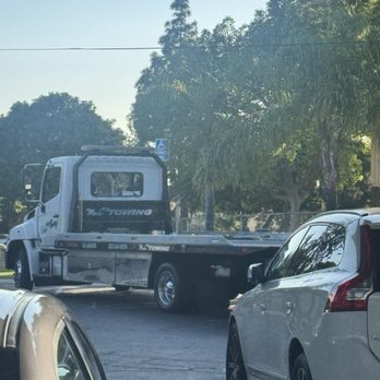 Mr Cs Towing - Towing Near Me - Los Alamitos, California Mr Cs Towing - Towing Near Me - Los Alamitos, California