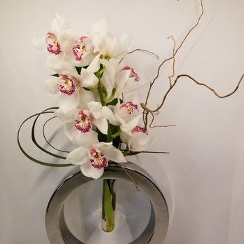 A Special Touch Florist - Florists Near Me - Utica, Michigan