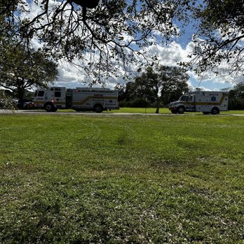 Robbin's Park - Davie fire rescue - Parks Near Me - Davie, Florida Robbin's Park - Davie fire rescue - Parks Near Me - Davie, Florida