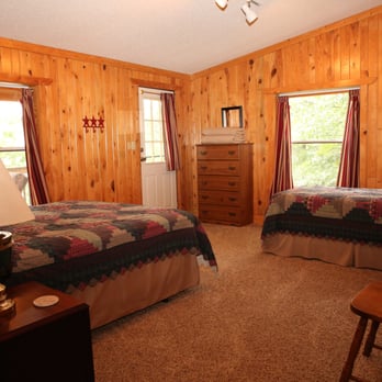 Pine Terrace Resort - With 7 bedrooms and two fully equipped kitchens, Cabin 13's 4000sqft. offers plenty of space all the family. Sleeps up to 30 people. - Resorts Near Me - Crosslake, Minnesota Pine Terrace Resort - With 7 bedrooms and two fully equipped kitchens, Cabin 13's 4000sqft. offers plenty of space all the family. Sleeps up to 30 people. - Resorts Near Me - Crosslake, Minnesota
