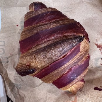 Aux Péchés Normands - Croissant framboise - Bakeries Near Me - Paris, 75 Aux Péchés Normands - Croissant framboise - Bakeries Near Me - Paris, 75