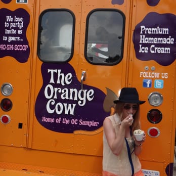 The Orange Cow - Eating my delicious coffee oreo ice cream - Ice Cream & Frozen Yogurt Near Me