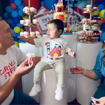 Allie's Designs and Events - Sons 1st birthday - Circus Theme - Party & Event Planning Near Me Allie's Designs and Events - Sons 1st birthday - Circus Theme - Party & Event Planning Near Me