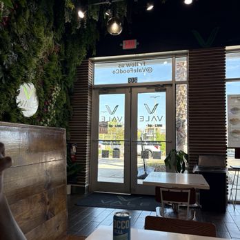 Vale Healthy Kitchen - This is the place inside - Acai Bowls Near Me - Jacksonville, Florida