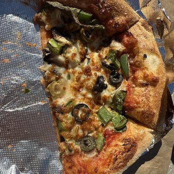 Happy Place Mobile Pizza - Pizza - Food Trucks Near Me - Richmond, Virginia Happy Place Mobile Pizza - Pizza - Food Trucks Near Me - Richmond, Virginia