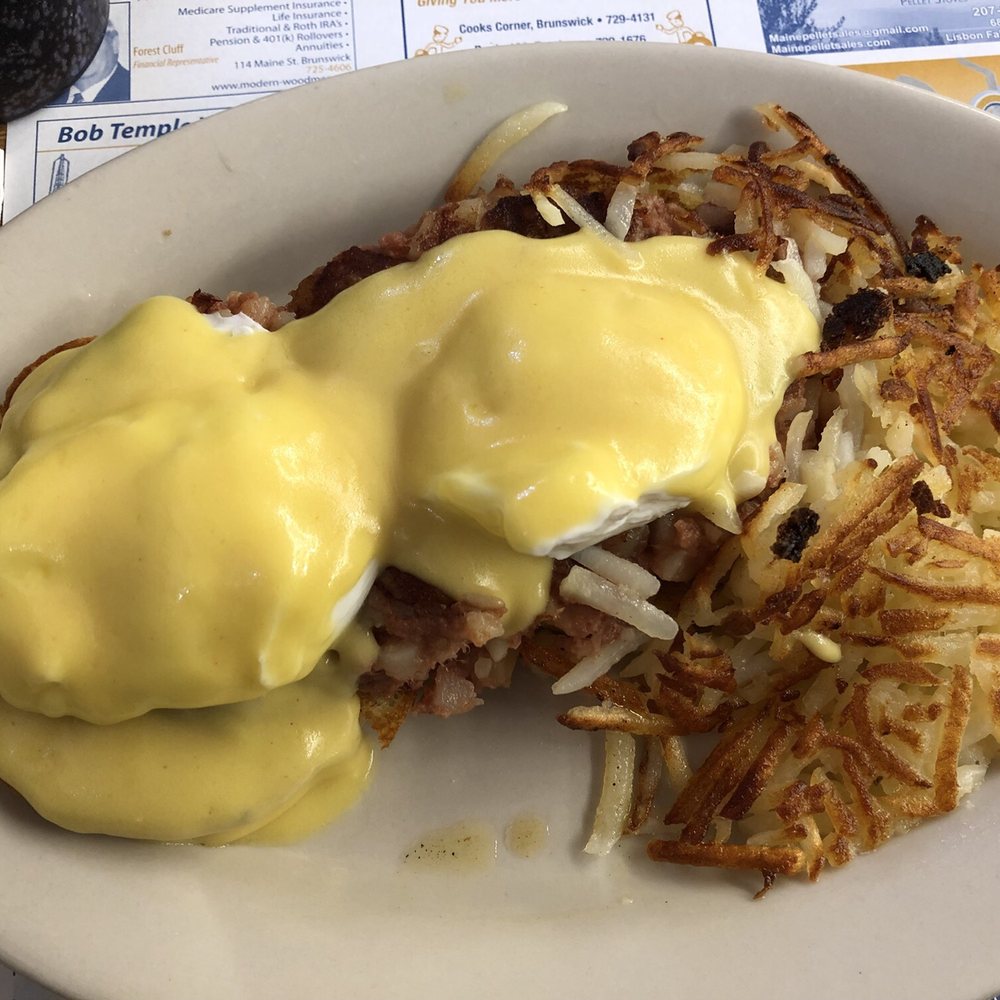 Kopper Kettle - Irish eggs benedict with an added side of hash browns! - Sandwiches Near Me - Topsham, Maine