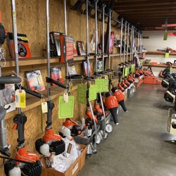 Straight's Lawn & Garden
