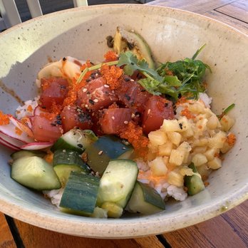 Tap & Barrel - Convention Centre - Comfort Food Near Me - Vancouver, British Columbia
