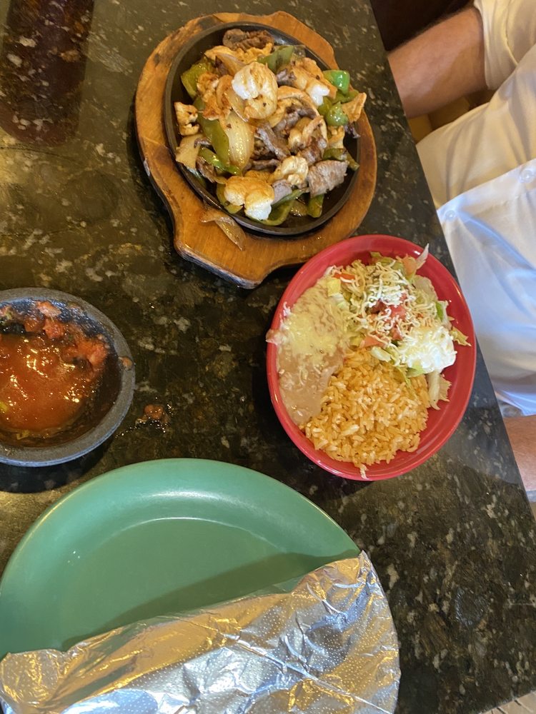 5 De Mayo Mexican Grill