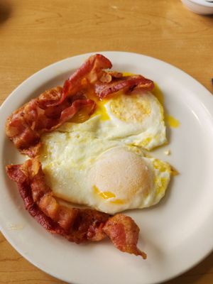 Queen's Pancakes by null