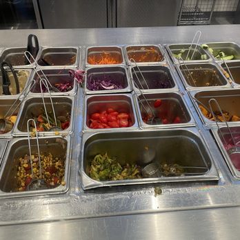 sweetgreen - Healthy Salads, Wraps, and Bowls - Salad Near Me - Irvine, California sweetgreen - Healthy Salads, Wraps, and Bowls - Salad Near Me - Irvine, California