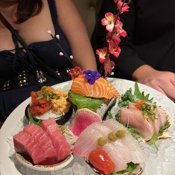 Noma - Sashimi plate - Sushi Bars Near Me - Santa Monica, California Noma - Sashimi plate - Sushi Bars Near Me - Santa Monica, California