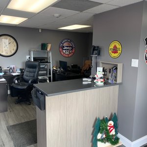 M&V AUTO BODY - Updated December 2024 - 15 Photos & 20 Reviews - 550 W