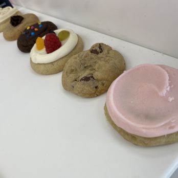 Crumbl - Ventura - Minis from their catering service - Bakeries Near Me - Ventura, California Crumbl - Ventura - Minis from their catering service - Bakeries Near Me - Ventura, California