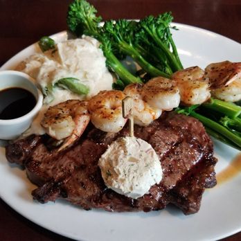 Yard House - New American Near Me - Palmdale, California