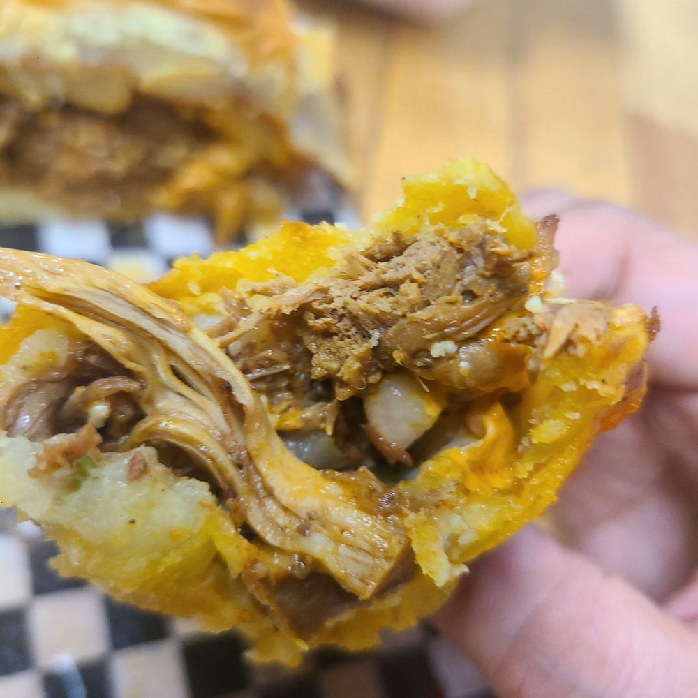 Slanging Tacos - Photo 3