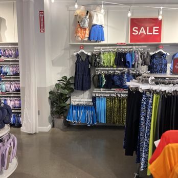 Aerie Outlet - Women's Clothing Near Me - San Diego, California Aerie Outlet - Women's Clothing Near Me - San Diego, California