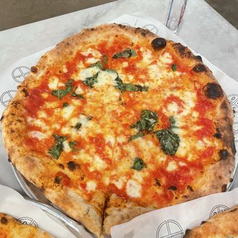 Simò Pizza - Meatpacking - Margherita - Pizza Near Me - New York, New York