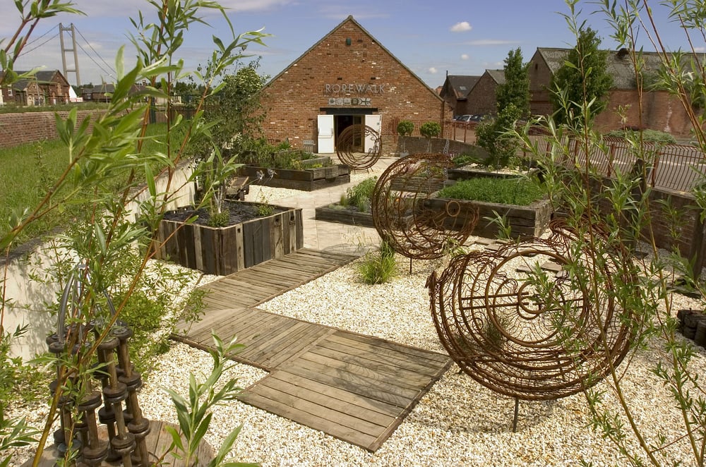 ROPERY HALL, THE ROPEWALK Updated July 2024 Maltkiln Road, Barton