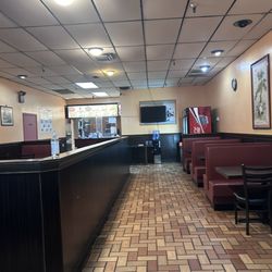 Ling Ling Chinese Restaurant - Inside