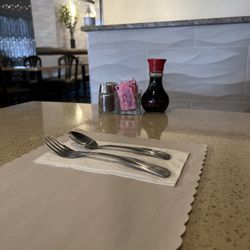 May Wah Restaurant