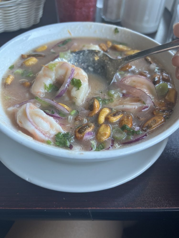 EL RINCONCITO RESTAURANT ECUATORIANO & BAKERY Updated November 2024