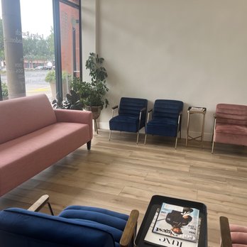 Ladera Ranch Dentistry & Orthodontics - Comfy furniture in the waiting room/front office - General Dentistry Near Me - Ladera Ranch, California Ladera Ranch Dentistry & Orthodontics - Comfy furniture in the waiting room/front office - General Dentistry Near Me - Ladera Ranch, California