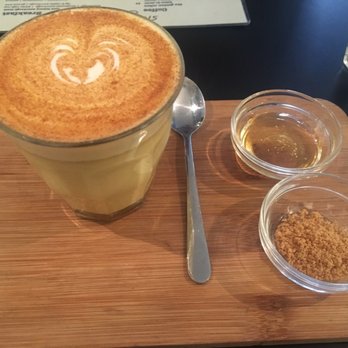 Sticky Fingers - Turmeric latte - Breakfast & Brunch Near Me - Surry Hills, NSW