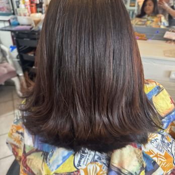Liliane's Chair - Lilian always does great work! - Hair Stylists Near Me - Long Beach, California Liliane's Chair - Lilian always does great work! - Hair Stylists Near Me - Long Beach, California