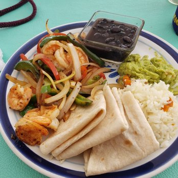 Beached Bikini - Shrimp fajitas - Beach Bars Near Me - Akumal, ROO Beached Bikini - Shrimp fajitas - Beach Bars Near Me - Akumal, ROO